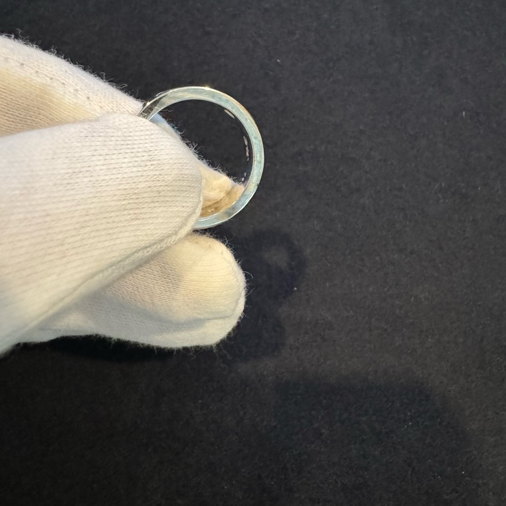 Cartier LOVE white gold and diamond ring. - Picture 5 of 8